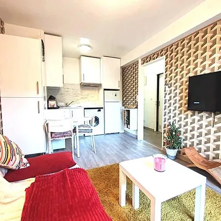 La Halte Catalane Apartament *